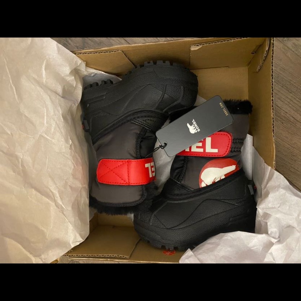 brand new！Sorel booties